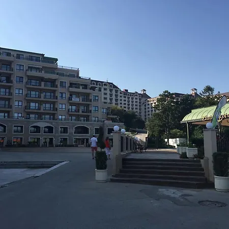 C2 Zlatna Kotva Апартамент Златни пясъци