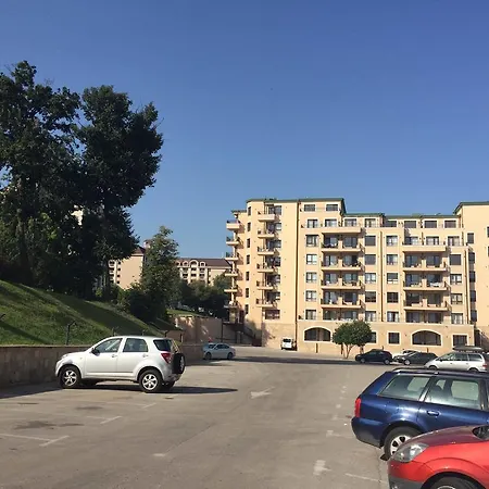 Апартамент C2 Zlatna Kotva